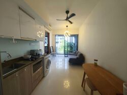 Trilive (D19), Condominium #580799501